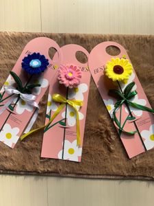 Handmade Crochet Flower Brooch Set