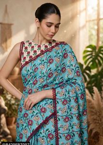 Beautiful Floral Print Saree