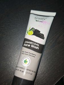 Gaily Aroma Charcoal Face Wash