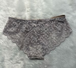 Delicate Floral Lace Briefs