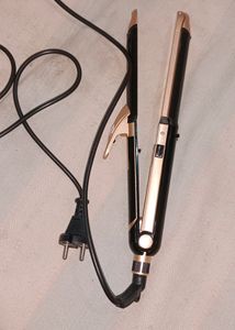 It's 3 In 1 hair straightener.
