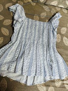 Printed top worn once