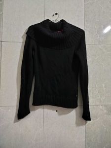 Stylish Woolen Sweater