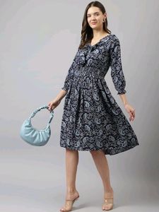 Flared Midi Dress👗