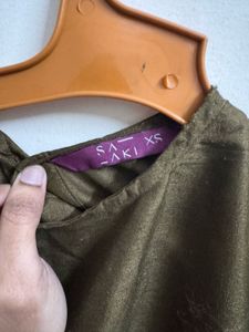 Saaki Kurta Pant Set