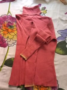 Blush Pink High Neck Skivi
