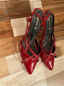 Chic Burgundy Patent Leather Heels