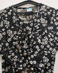 Chic Floral Print Top
