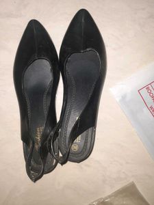 Stylish Black Slingback Heels