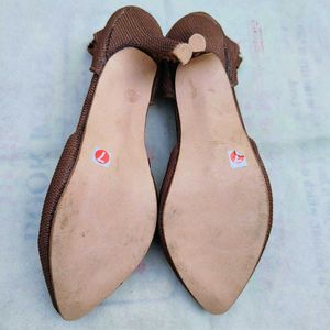 Stylish Brown Knit Slingback Heels