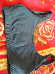 Comfortable White Sports Bra