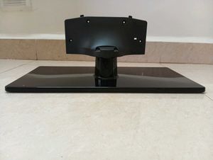 TV STAND ( FREE DELIVERY)