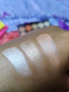 Revolution Pro Contour X Highlighter Pallate