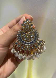Elegant Pearl &amp; Kundan Jewellery Set