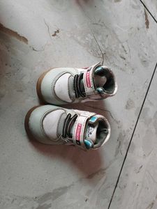 Cute White Sneakers