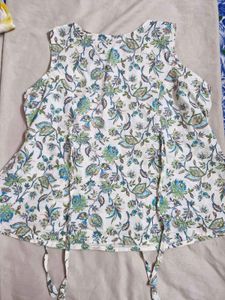 Stylish Printed Sleeveless top