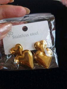 Chic Gold Heart Earrings