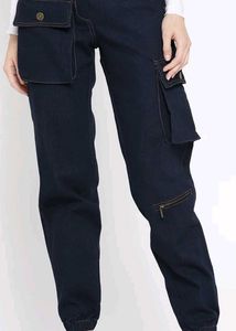 Stylish Dark Wash Cargo Jeans