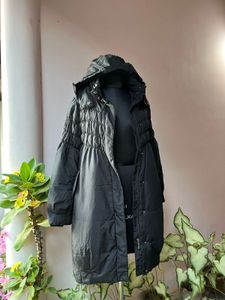 Black long puffer jacket
