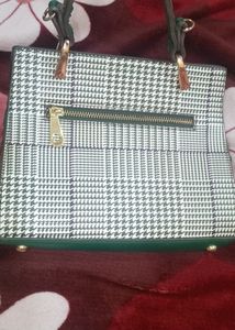 Chic Green Plaid Handbag