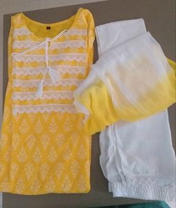 Kurti Set