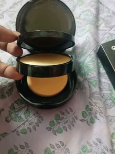 Compact Foundation Powder
