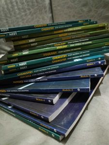 PW Yakeen NEET Study Material for Droppers.