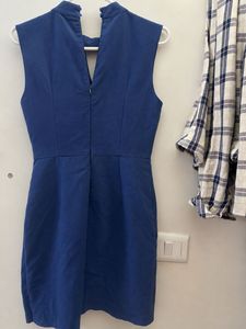 Chic Blue Cutout Neckline Dress