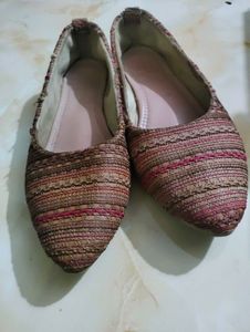 Intricate Bellies Size 40