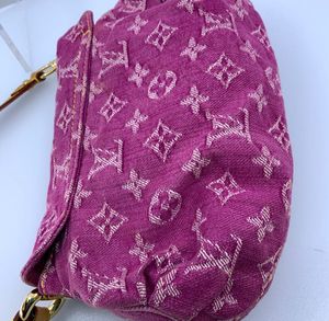 Vintage Pink Louis Vuitton Denim Pleaty