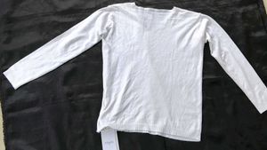 Classic White V-Neck Long Sleeve Top