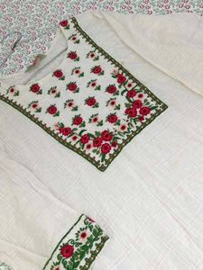 🌸 White Embroidered Kurti 💃price Drop Buy₹450🥳