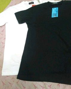 Men Solid Round Neck T shirt
