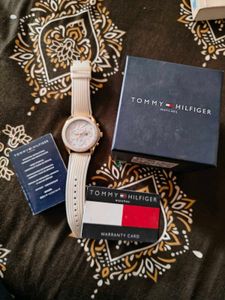 Tommy Hilfiger Watch with Box White 🤍