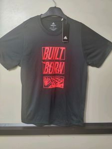 Adidas Men's Casual Tshirt. New With Tag.. Good