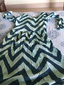 Green Chevron Print nayracut Suit Set