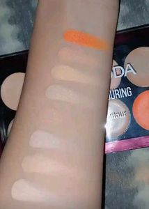 Hilary Rhoda Concealer &amp; Contour Palette