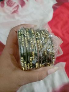 Green &amp; Gold Embellished Bangle Set