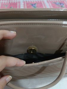 Metro Beige Handbag