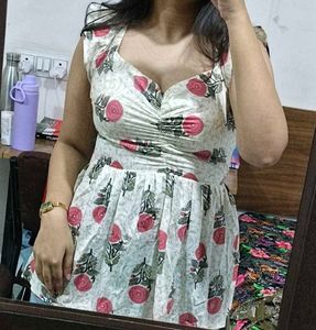 Beautiful Floral Print Ethnic Gown