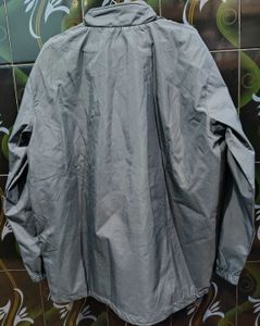 Nike Unisex Grey Windbreaker Jacket