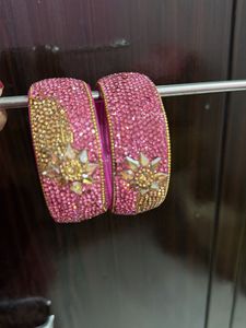 Stunning Pink &amp; Gold Crystal glass Bangles