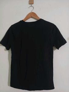 Basic Black T shirt