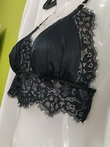 La senza Black Lace Trim Bralette