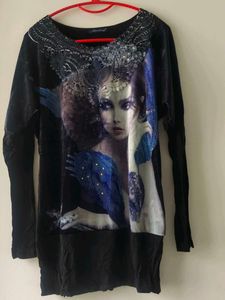 Artistic Graphic Print Top - L/XL