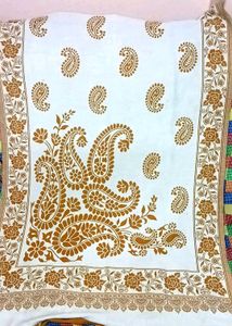 White &amp; Gold Paisley Dupatta/Scarf