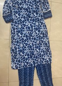 Girls Blue Floral Kurta Set (9-11) clearing