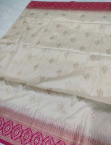 New Off white &amp; Pink Pure Banarasi Silk Saree