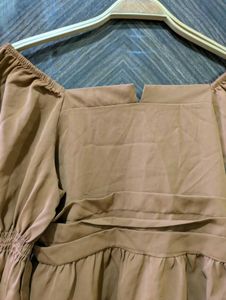 Stylish Brown Puff Sleeve Top