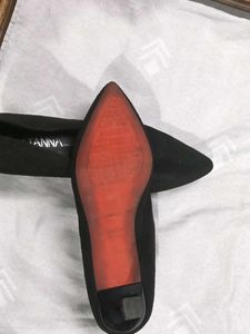 Elegant Black Stiletto Heels